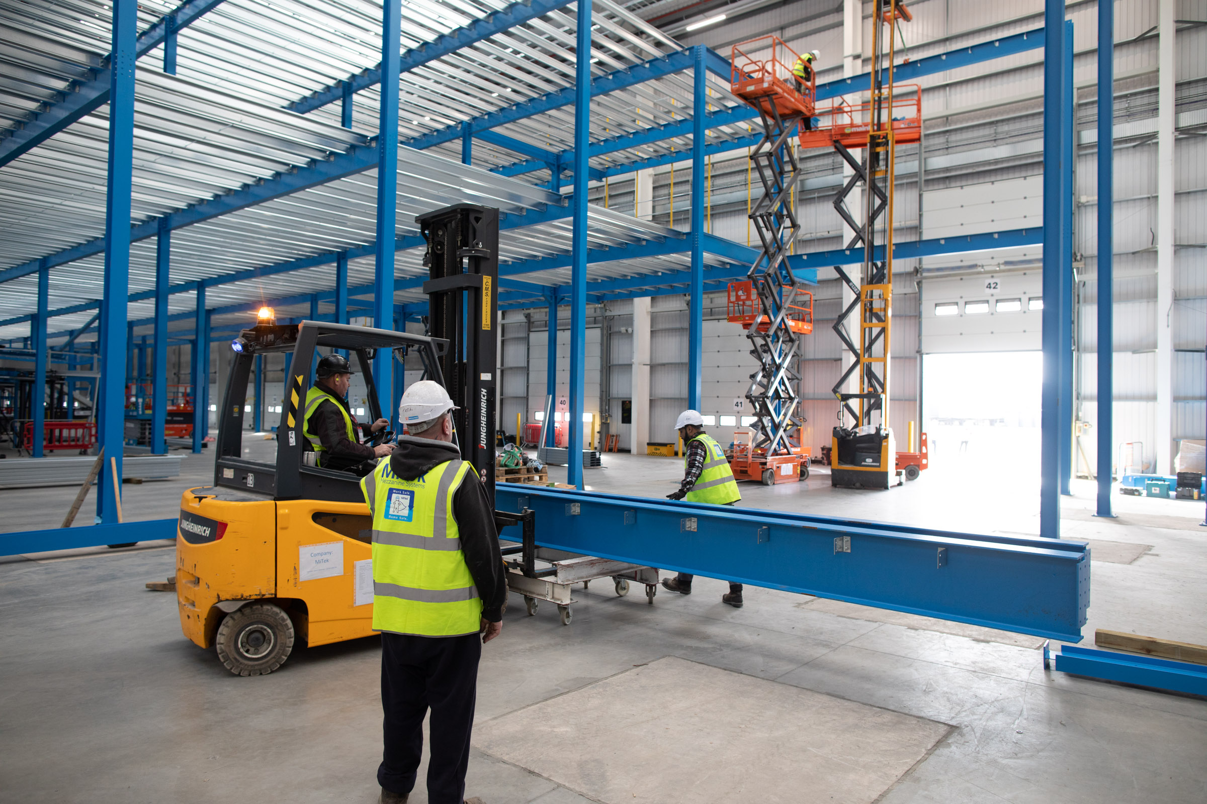 Mitek Mezzanine-Konstruktion in einem Lagerhaus in Lichfield